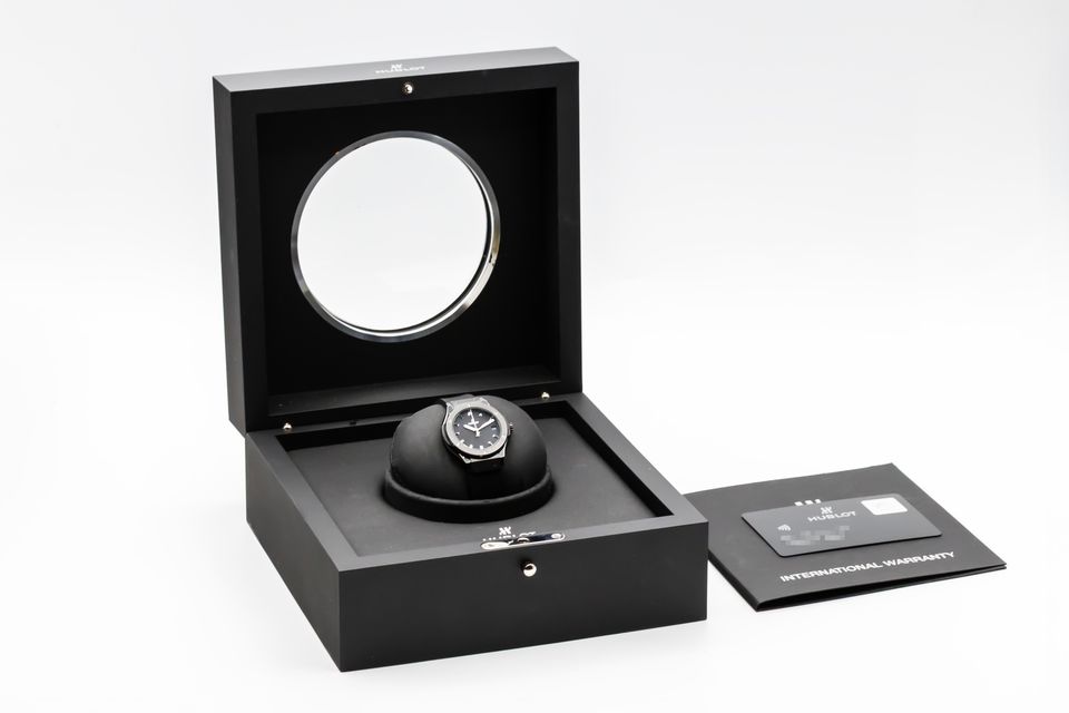 Hublot Classic Fusion 581.CM.1171.RX Image 7